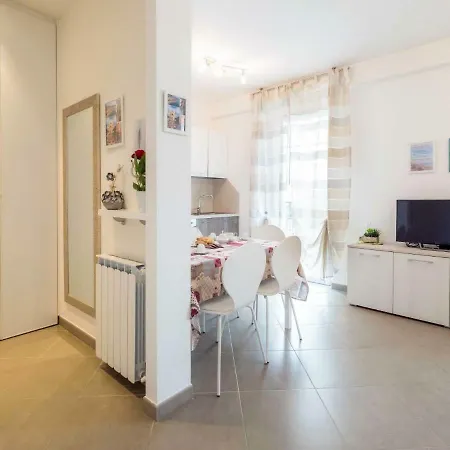 Locazione Turistica Casa Angelo * Pietra Ligure
